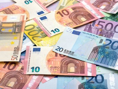 Ile kosztuje euro? Kurs euro do złotego PLN/EUR 13.08.2026