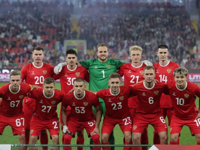 Związkowcy chcą kontroli w PLL LOT. Chodzi o umowy z pracownikami