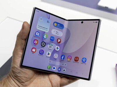 Galaxy Z Fold8 ma problem. Naprawa to koszmar
