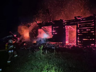 Tragiczny pożar w Małopolsce. Dwie osoby nie żyją, jedna ranna