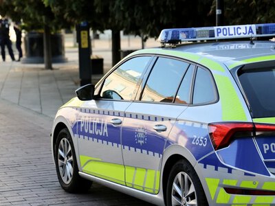 Postrzelił kobietę pod Poznaniem. Policja poszukuje sprawcy