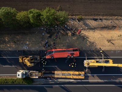 Tragedia na Węgrzech. Tak zachowali się kierowcy po wypadku. Właściciel firmy ujawnia