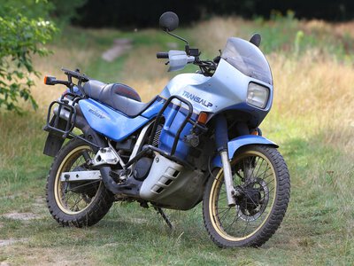 Najlepsze tanie motocykle Adventure. W ogłoszeniach poniżej 10 000 zł. Ceny, wady, zalety