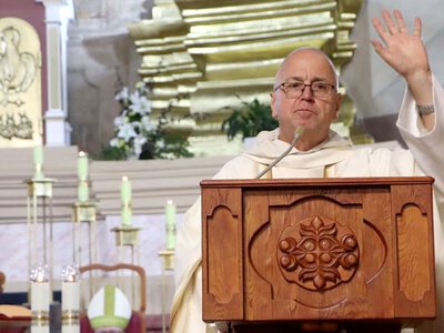 Białoruski reżim prześladuje katolików. Więzi i usuwa kapłanów