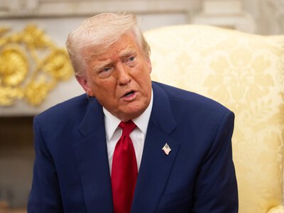 Sklep MAGA znika z mapy. Fani Trumpa przestali kupować