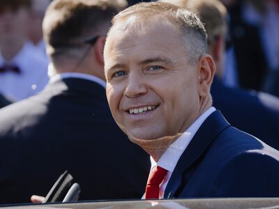 Karol Nawrocki robi w swojej rezydencji imprezę na tysiąc osób.  Posłowie chcieli się wkręcić