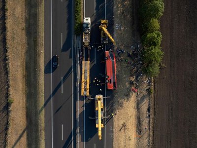 Oszuści wykorzystują tragedię polskiego autokaru. Dzwonią do bliskich ofiar