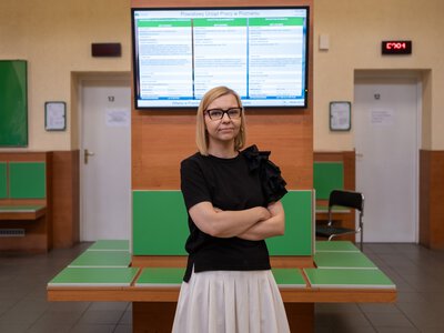 Mamy przychodzą za zetki do urzędu pracy. Ekspertka: to nie jest wcale rzadkie