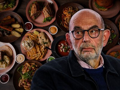 Napiwki powinny być doliczone do rachunku? Znany restaurator komentuje