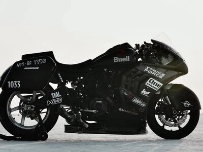 Bestia, która polubiła sól. Debiut Buell Leviathan na Bonneville nie poszedł zgodnie z planem