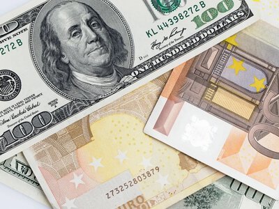 Zmiany kursów walut. Tyle trzeba zapłacić za euro, dolara i funta