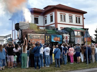 Artysta opluwany, zabytek obrzucony jajkami. Kontrowersje w Nowym Sączu