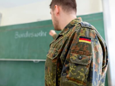 Reklama Bundeswehry na opakowaniu kebabu. Tak Niemcy zachęcają do wojska