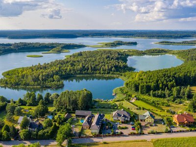 Podlaskie z nowym czekiem turystycznym. Turyści dostaną dopłaty do noclegów