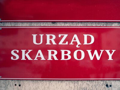 Rząd dokręca śrubę ryczałtowcom. Wyższa stawka od 300 tys. euro przychodu