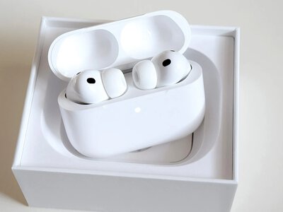 AirPodsy z kamerami były już prawie pewne. Apple ma jednak inne plany