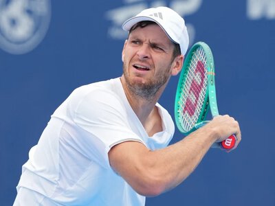 Hurkacz wracał po 4:6 w meczu o ćwierćfinał ATP. O wyniku decydował 3. set