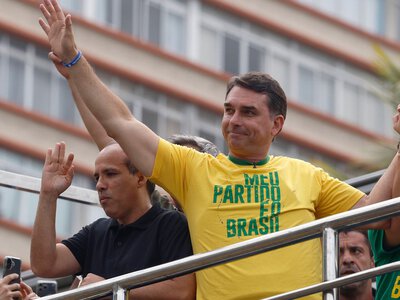Chce zostać prezydentem Brazylii, by uwolnić ojca. Dla USA to ważne