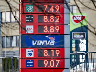 Benzyna poniżej 7 zł za litr. Kierowcy odczuli efekt CPN 2.0