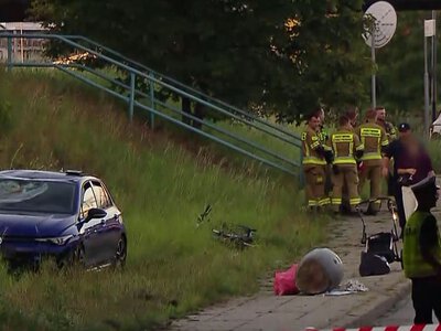 Samochód wjechał w rodzinę z niemowlakiem. Rodzice nie żyją