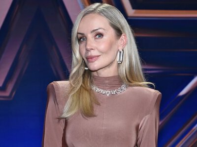 Agnieszka Woźniak-Starak w modnym garniturze. Kolor idealny na jesień