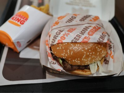 Gigant debiutuje w kolejnym mieście. Rozda 100 darmowych burgerów
