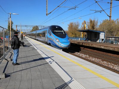 Pociągi dużych prędkości w Polsce. Szybsze od samochodu. Te firmy powalczą o wielki kontrakt