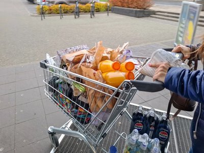 Sprawdzili ceny w polskich sklepach. Wystarczyły niecałe dwa miesiące