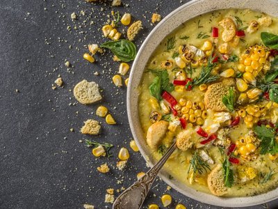 Najlepsze co zjesz z młodej kukurydzy. Pyszny chowder w amerykańskim stylu