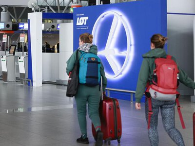 Kolejne lotnisko znosi limit płynów. Uważaj jednak, w której kolejce staniesz
