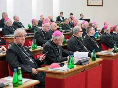 Episkopat apeluje do resortu edukacji ws. lekcji religii. Niezwłocznie