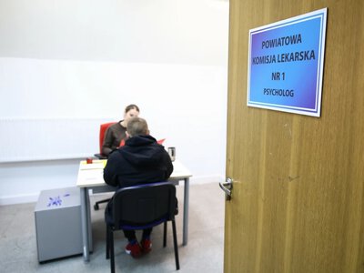 Kwalifikacja wojskowa 2027. Kto musi się stawić i jak przebiega?