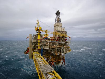 Norwegia i dalsze plany na wydobycie ropy i gazu. Ważna jest Arktyka