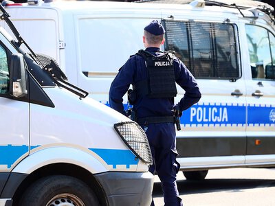 W krakowskim mieszkaniu znaleziono ciało kobiety. I rannego mężczyznę