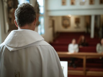 Przerwał mszę i oskarżył księdza o romans z żoną. Ty się, człowieku, Boga nie boisz