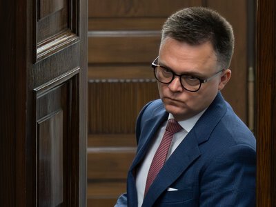 Poważne kłopoty Szymona Hołowni. Jego nerwowość w tej sprawie jest dziecinna