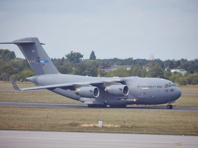 Nieoficjalnie: USA miały prośbę do Ukrainy. W tle delegacja i tajemnicze lądowanie w Moskwie