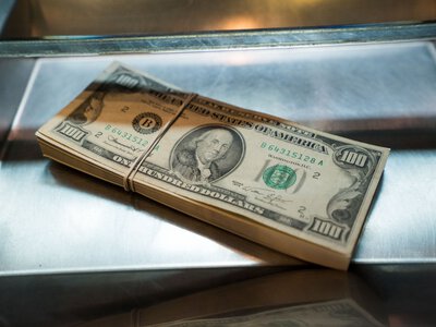 Ile kosztuje dolar? Kurs dolara do złotego PLN/USD 26.08.2026