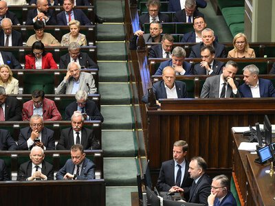 Starcie dwóch koalicji: z KO i z PiS. Wyraźna przewaga jednego bloku