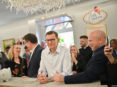 Morawiecki pomoże Tuskowi? Tak może zostać przełamane weto Karola Nawrockiego