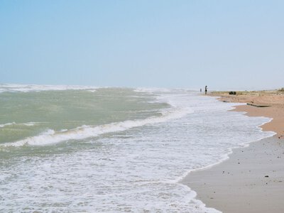 Na plaży w popularnym kurorcie znaleźli fragmenty drona. MSZ Rosji wezwało rumuńską dyplomatkę