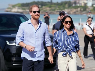 Meghan i Harry są już w Anglii. Prywatny samolot wylądował na lotnisku