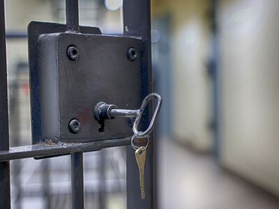Śmierć w kolonii karnej. Kilkudziesięciu więźniów zmarło z wycieńczenia