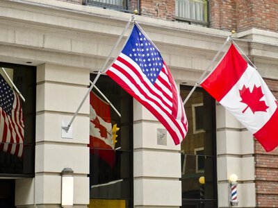 Wojna handlowa USA i Kanady. Ottawa wdała się w nierówną walkę