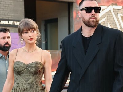 Taylor Swift nosi specjalnie zaprojektowaną obrączkę. Kluczowy jeden detal