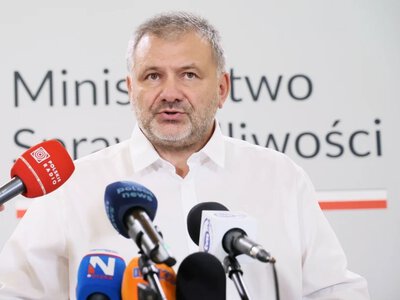 Wraca temat zegarka za 40 tys. euro dla Piesiewicza. Minister ujawnia