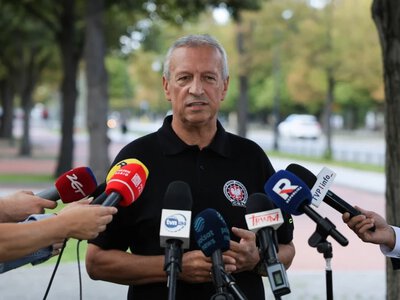 Dobrzyński grzmi po akcji CBA i wskazuje na PiS. Tumany