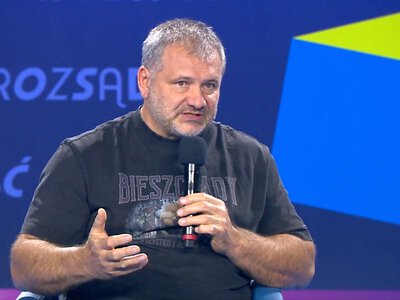 Żurek kpi z tłumaczeń Piesiewicza. Kto w te bajki uwierzy?