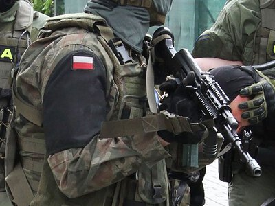 Straty tylko na papierze. Zatrzymania i areszt w sprawie pomocy powodziowej