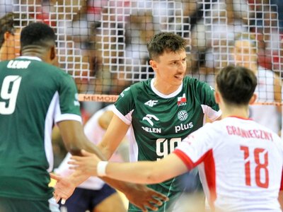 Rewanż z finału Ligi Narodów, 25:15 w drugim secie. Kadra Grbicia ruszyła